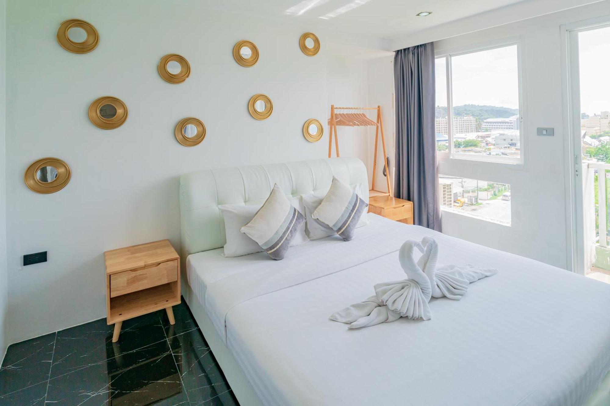 Patong Diamond Hotel Buitenkant foto