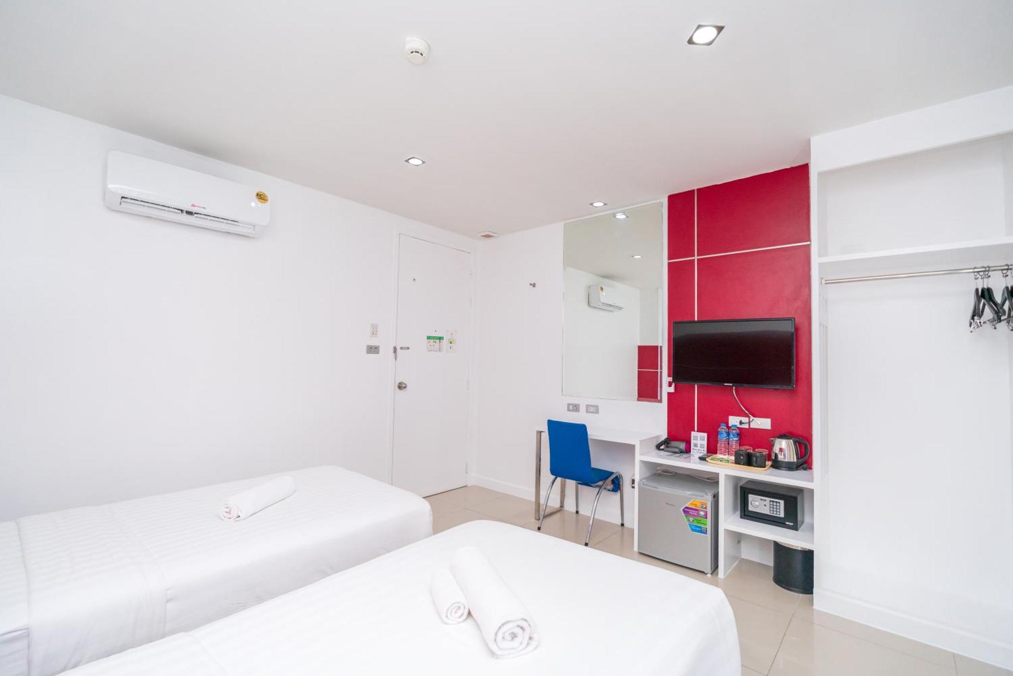 Patong Diamond Hotel Buitenkant foto