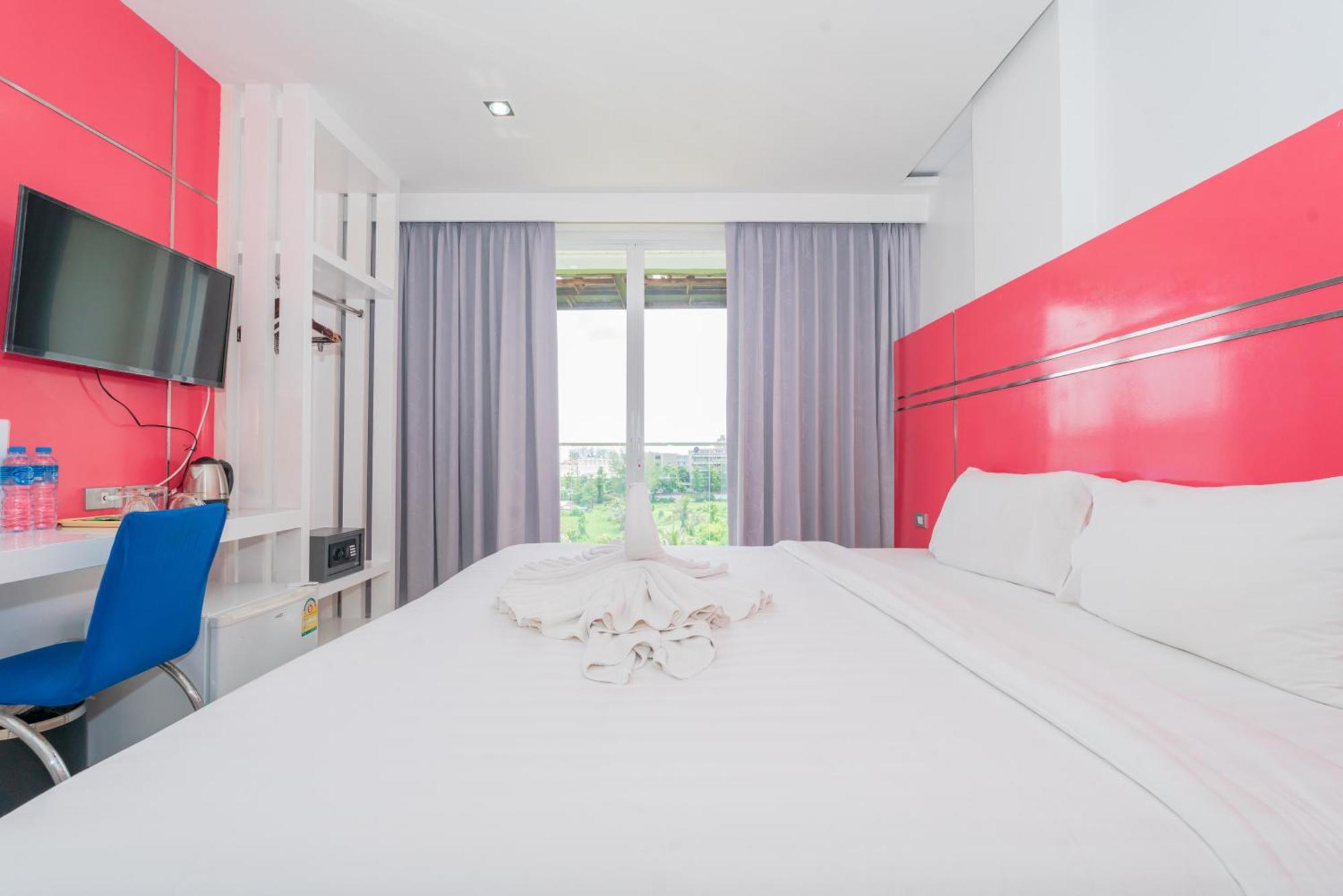 Patong Diamond Hotel Buitenkant foto