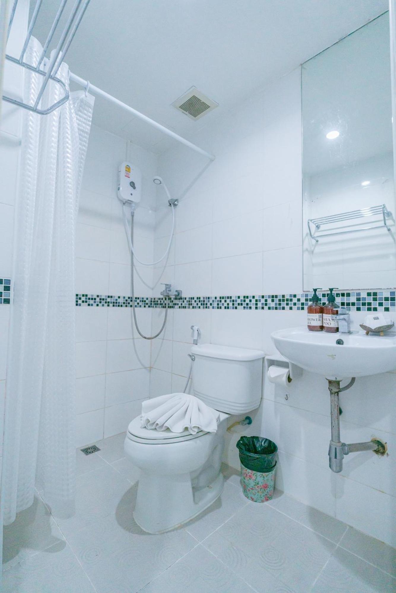 Patong Diamond Hotel Buitenkant foto
